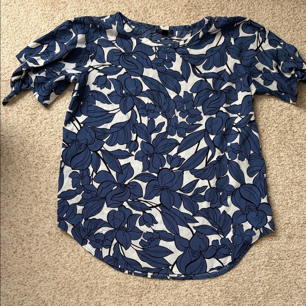 Ann Taylor Navy Floral Blouse